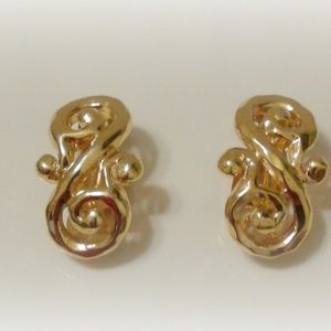 Vintage Nina Ricci Clip On Earrings